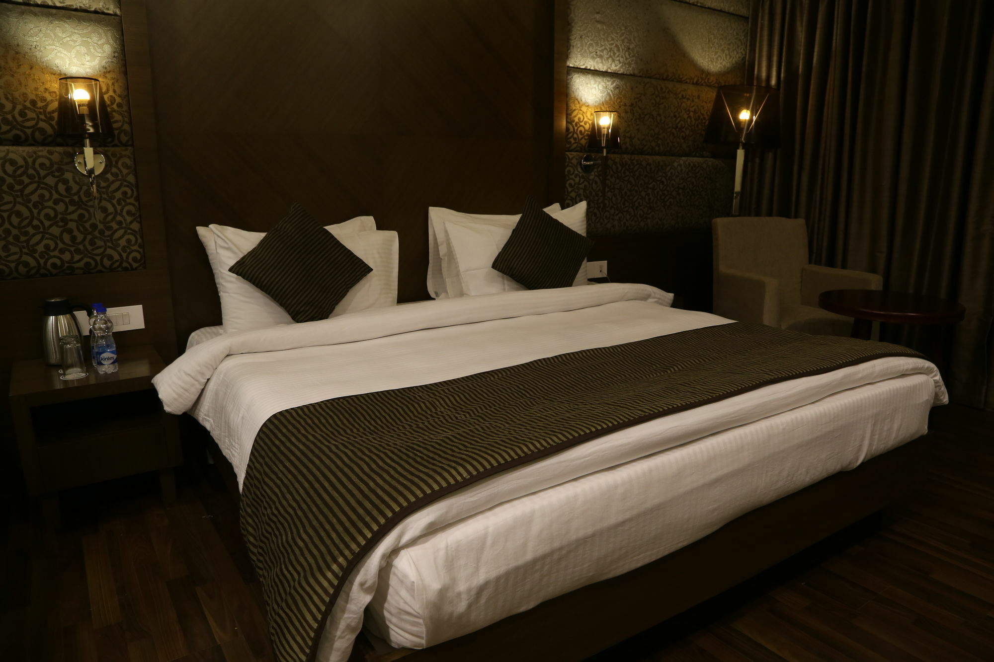 The Fern Residency Mundra Hotell Eksteriør bilde